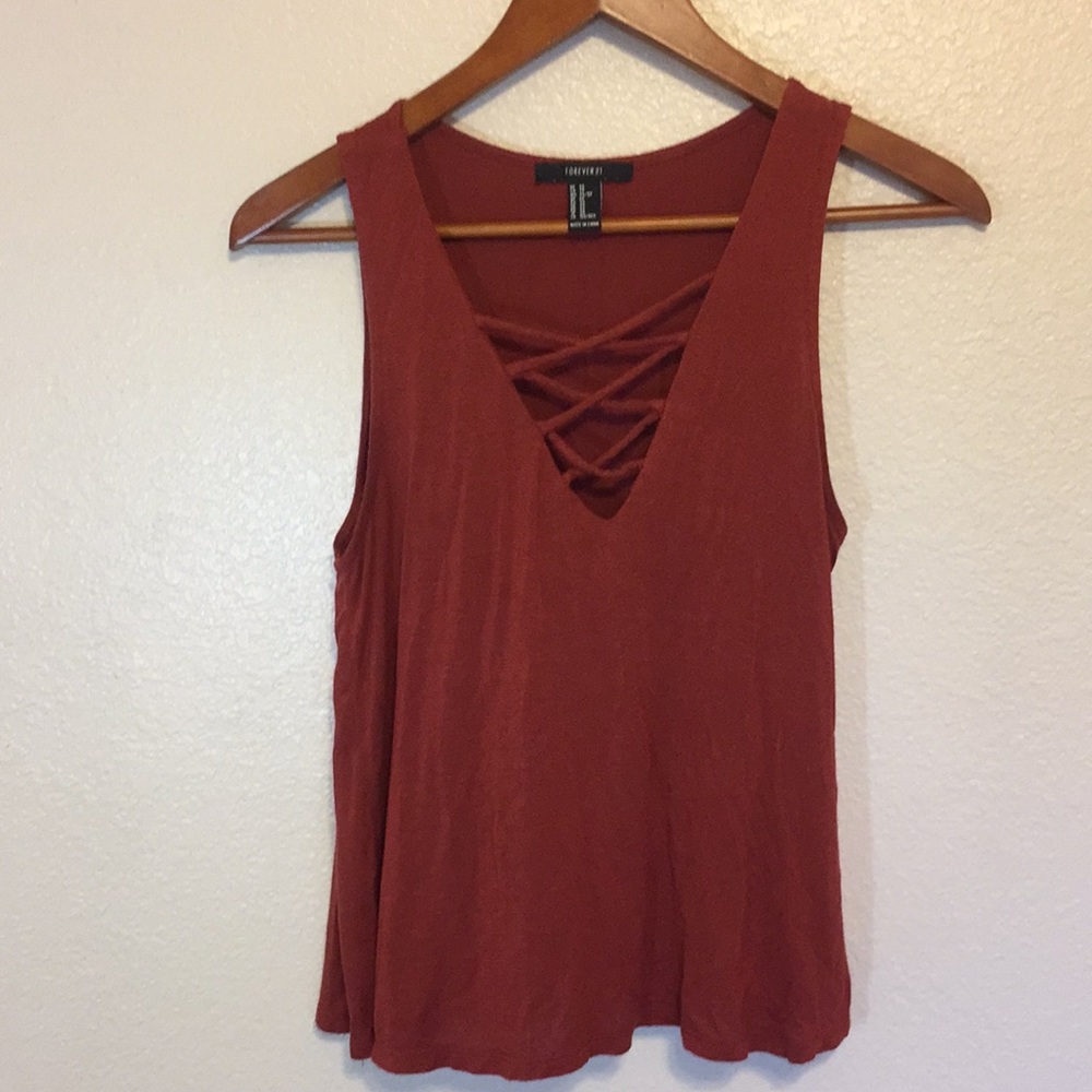 RED TANK TOP